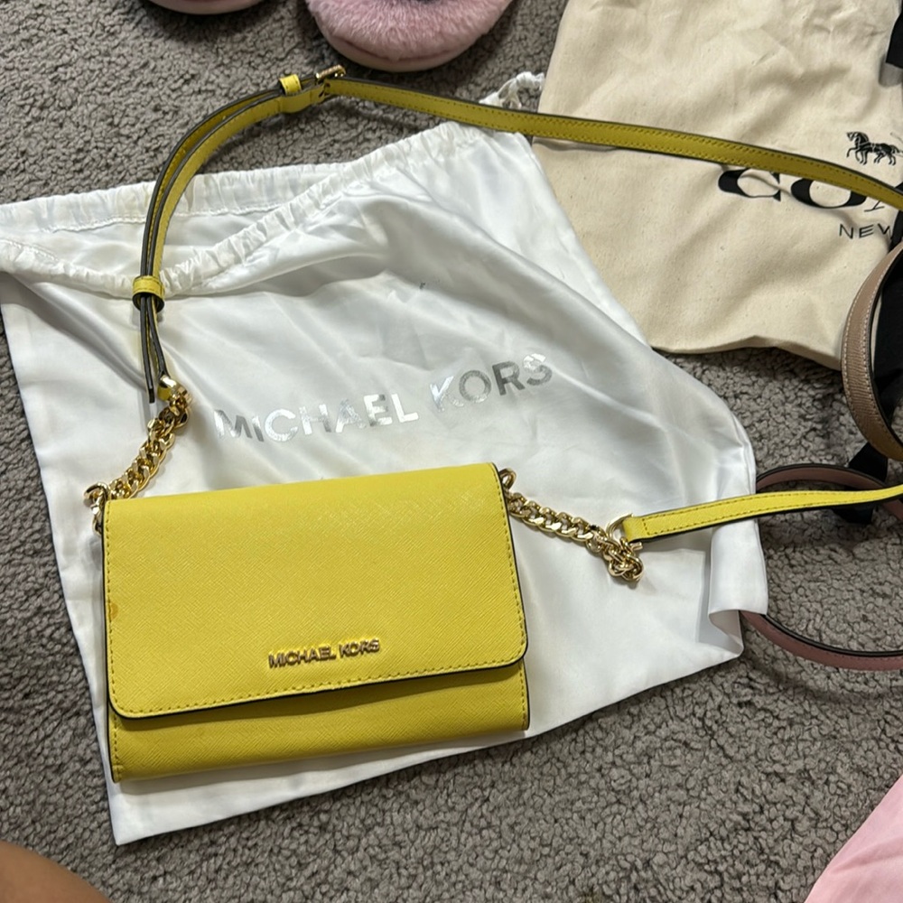 michael kors crossbody purse